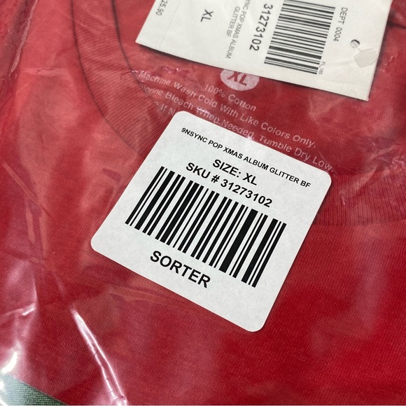 NEW - NSYNC Home For Christmas Album Cover Glitter Boyfriend Fit T-Shirt XL - Picture 3 of 7